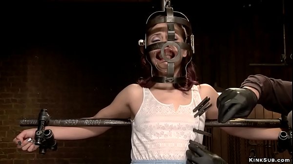Kristina Rose is tormented in device