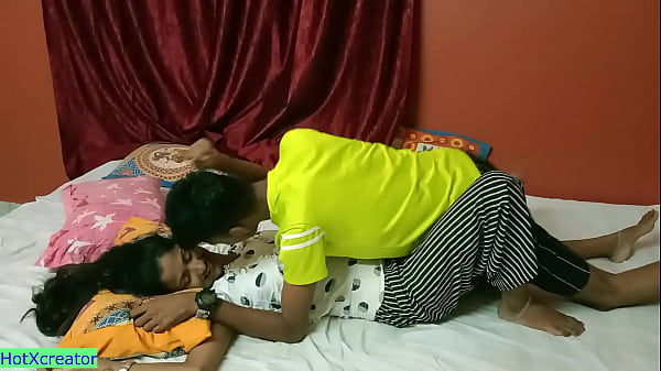Desi 18yrs cute girl sex!
