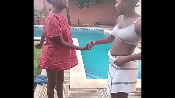 Angolan whores dance before being fucked Part 3