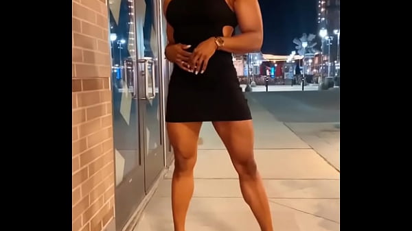 EROTIC HOT FEMALE MUSCLE BABE FBB 30