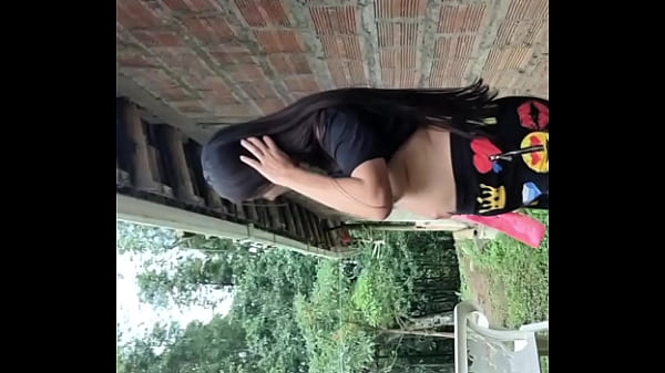 YULIETH GOMEZ TOUCHES HERSELF IN THE PARK AND SHOWS HER PUSSY AND TAKES OFF ALL HER CLOTHES IN PUBLIC