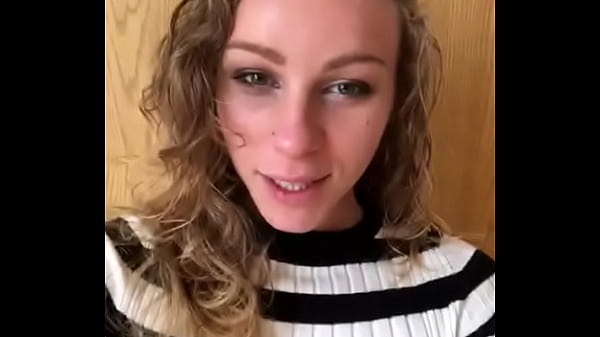 Download Video - Hiteles&iacute;t&odblac; vide&oacute;