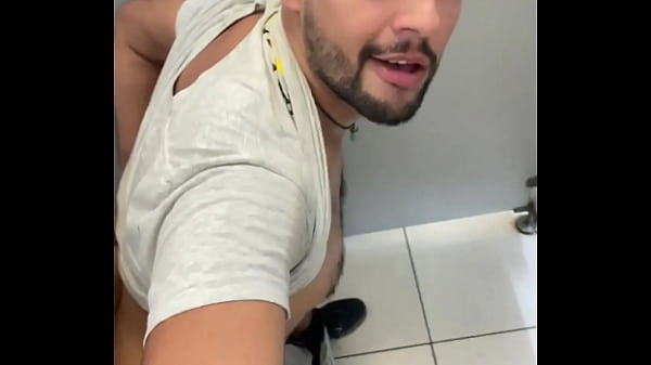 No banheiro eu n&atilde;o escolho n&atilde;o, pego quem tiver...