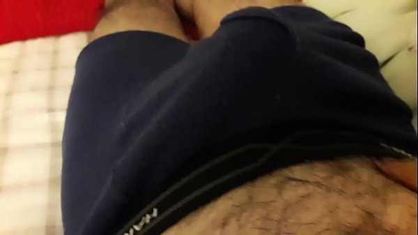 Yo jalando el nervio es