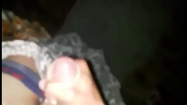 Novinho batendo uma pensando em você 2