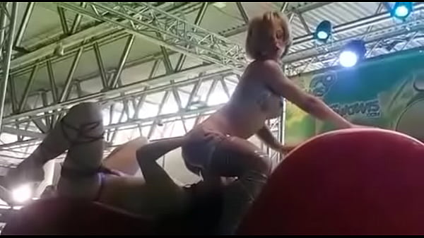 Liz Rainbow and Natalie Quinn public live show in Alicante
