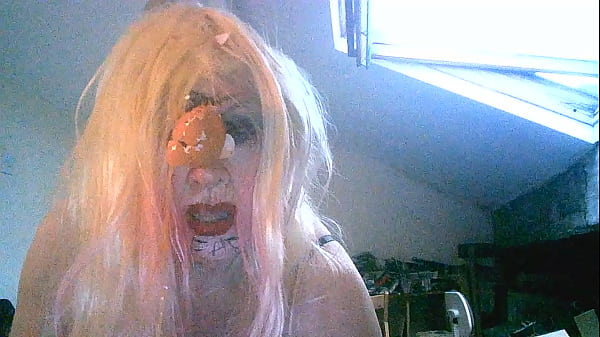 Sarah Shitcunt's messy degradation, she wanks, fucks herself, smashes eggs and cream pies in her face
