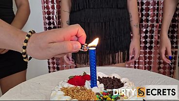 義理の妹の誕生日は、義母がセックスしたがるという結末を迎える