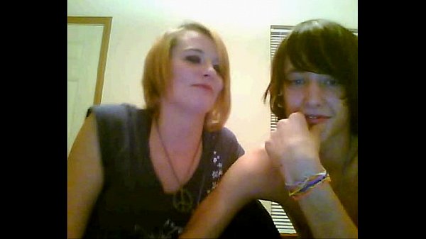 Hot girl gives her cute emo teen boyfriend a blowjob