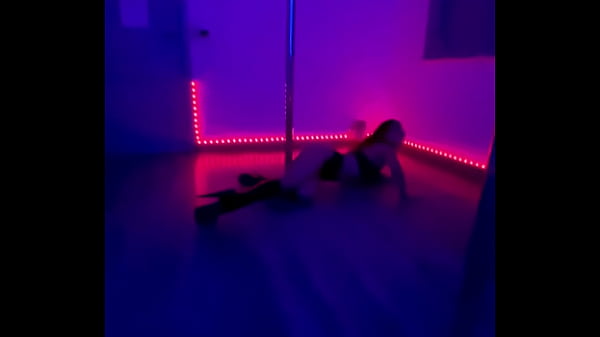 Pole dance