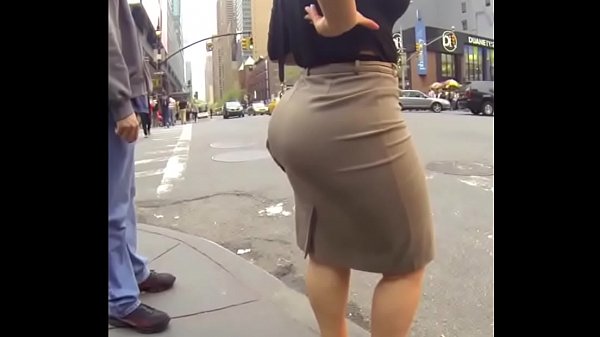 Download Video - &period;com 6031083 candid big ass walking in tight work dress 720p