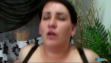 Enjoy watching a bbw masturbate with a sex toy and loosen up her snatch