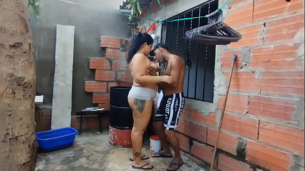 My disgusting father-in-law knows that I am fascinated by a good cock that seeks me out and ends up fucking me delicious!! I don't make noise so the neighbor doesn't hear