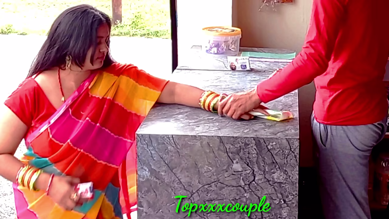 Hot bhabhi painful rough fuck by shopkeeper.