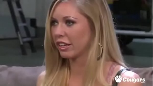 Sexy MILF Brynn Tayler Gives Up Her Pussy To A ...