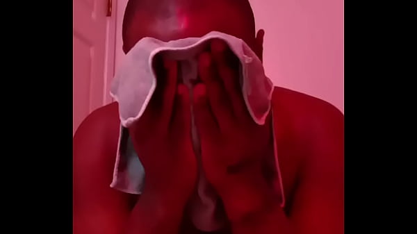 Cleaning stretching and massaging my face while listening to different remixes of the song they go both wayz for free to choose which ones I like the most, you can feel free to join in 3