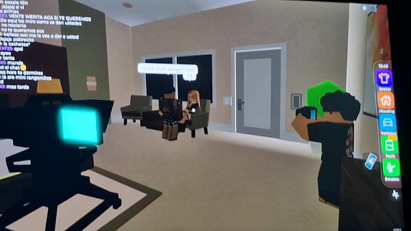 Vato pendejo queriendo cojer pero ni lo pelan por pendejo