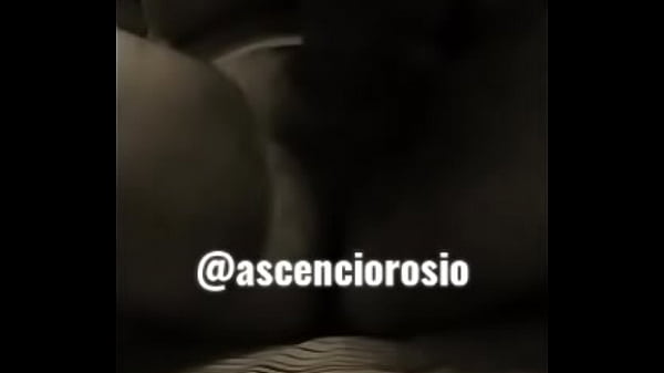 CHILEAN SLUT EATING DICK
