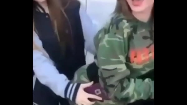 Girl trying to fuck girl