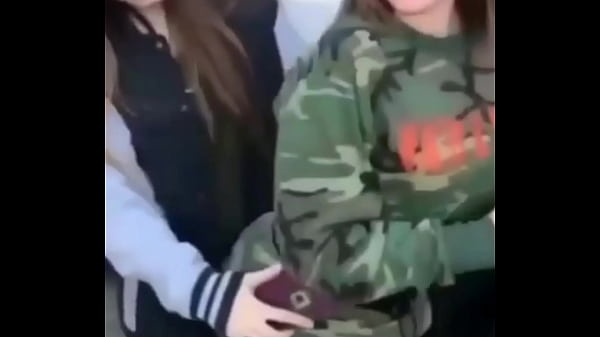 Girl trying to fuck girl