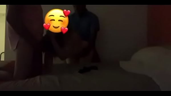 Download Video - Mi esposa de perrito mientras me la chupa