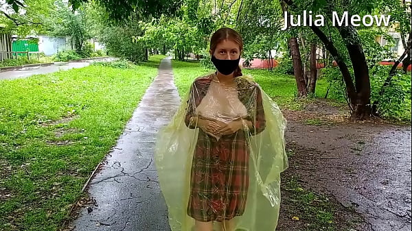 Juli Smith Meow flashing tits and ass right in the city