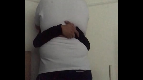 Download Video - Kissing In The Office