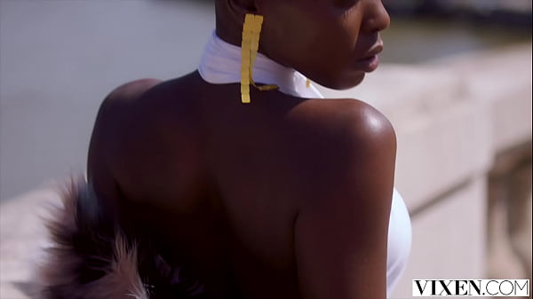 Download Video - VIXEN Model Zaawaadi leaves a lasting impression on Manuel