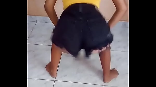 Dançando gostoso ((maria izabela))