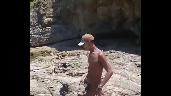 Download Video - Praia Brava Pelado