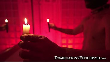 Domina Susana castiga a su sumiso con cera (en espa&ntilde;ol con subt en ingl&eacute;s)