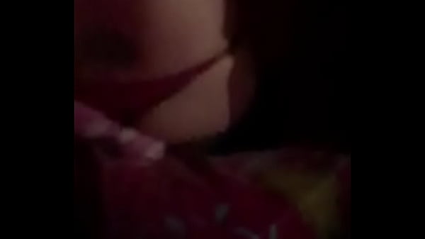 espiando a la vecina