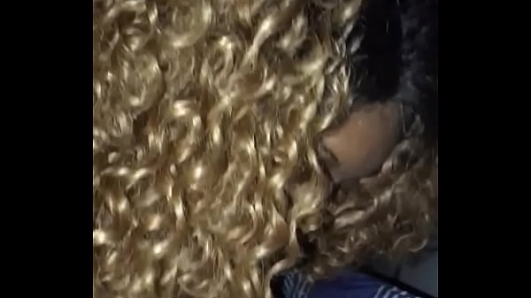 She loves 2 suck this cock