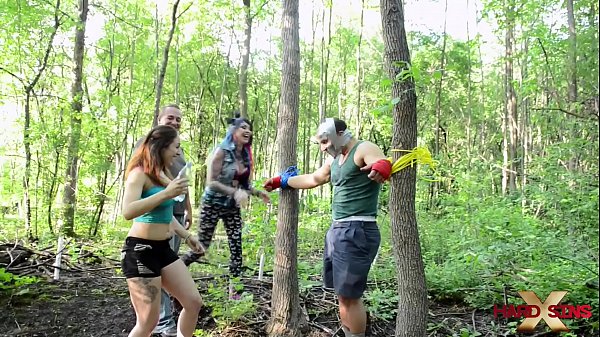 Download Video - Vandal Vixen's fuck orgy in the wood part 1