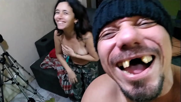 Download Video - APRENDENDO A FILMAR UM PORNO COM O BLUEZAO