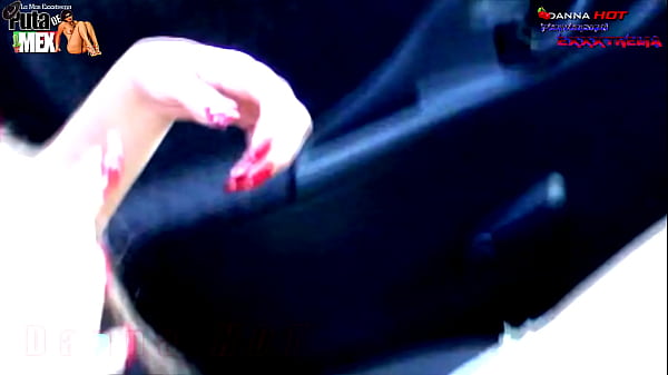 DANNA HOT THE MEXICAN WHORE GETS NUDE IN THE CITY OF CANCUN