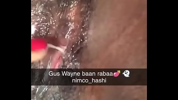 Juicy Somali pussy Cumming hard!!!