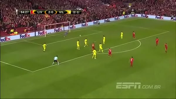 Firmino passando a rola no Soldado (LFCM1LGR4U)