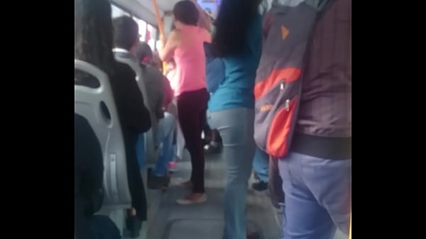 thumb culona en carro