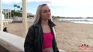 Nathalie and Luth, stunning blondes, are enjoying lesbian sex
