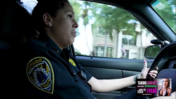 Freeuse stepmommy wants to fuck nikki brooks