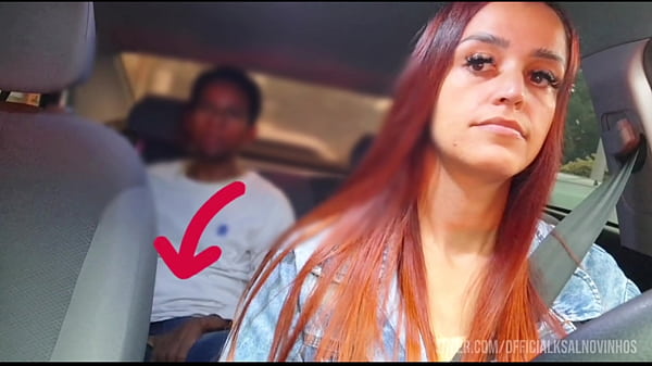Female ride-share driver catches passenger masturbating from behind!