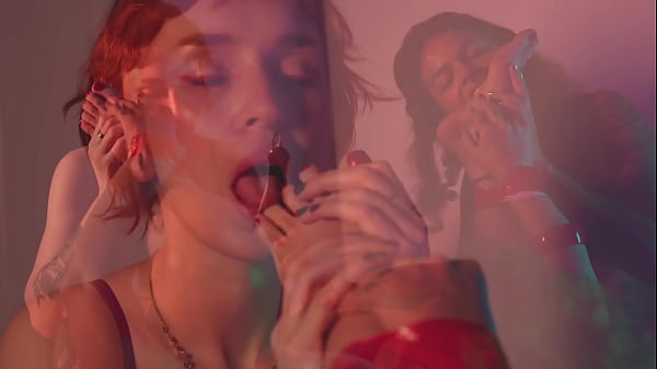  Come Worship My Feet Baby  I Know You Crave It