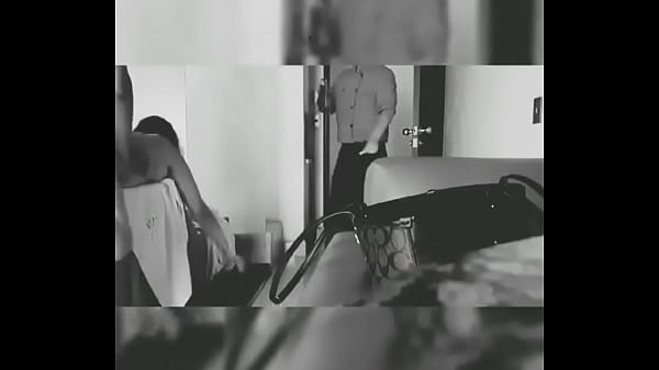Download Video - Cuando est&aacute;s en el motel y pides servicio a la habitaci&oacute;n