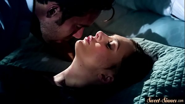 Smalltits beauty banged by her stepdad