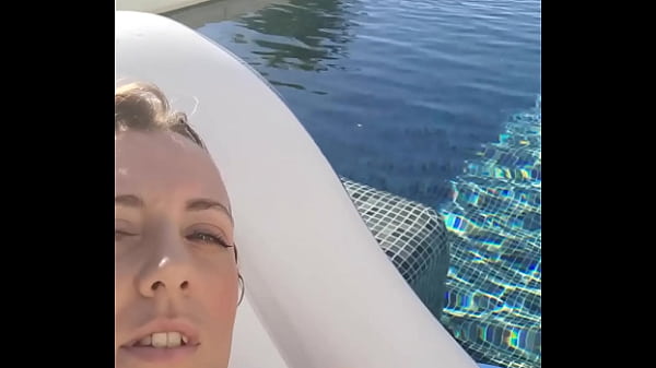 J'avais oublié de vous partagez cette vidéo mes chocos ! :)