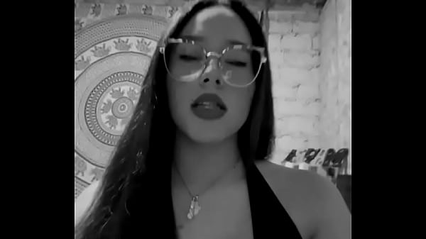 Mayra Provocando