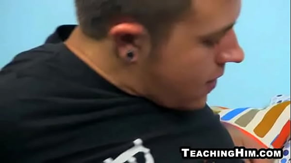 Horny stud Jason Sparks getting his cock sucked on