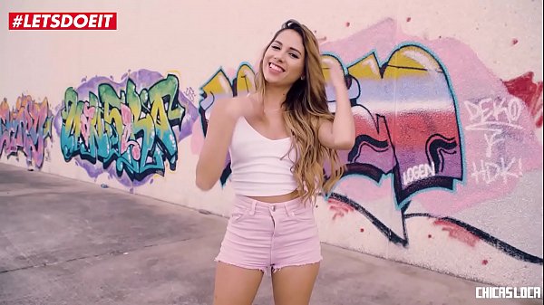 Latina Babe gets Fucked in Public