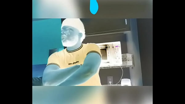 thumb pinky